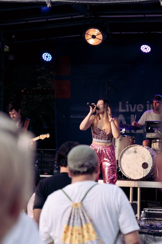 liveinsalzburg_day3_volksgarten_martinundklein-1598